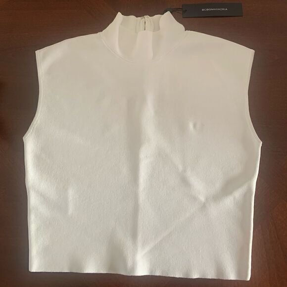 BCBMAXAZRIA sleeveless turtleneck mock neck crop top in white size M, NWT - Picture 2 of 5
